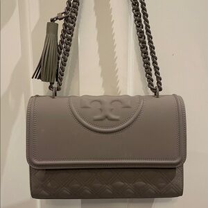 Tory Burch Quilted Logo Flap Crossbody in Taupe Gray